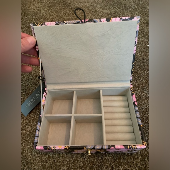 NEW Rachel Zoe jewelry box - Picture 6 of 6